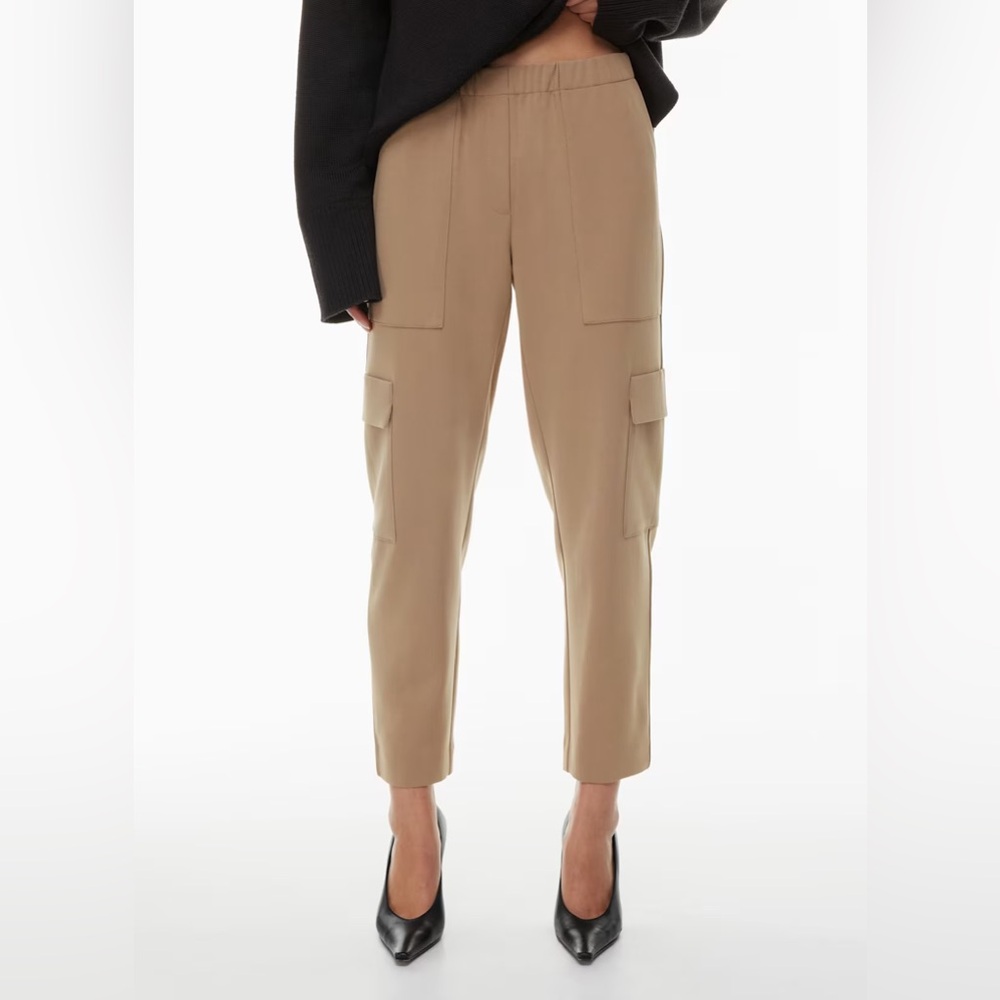 Aritzia Babaton Titan Cargo Pant Women's Tan Cargo Pants Sz 2